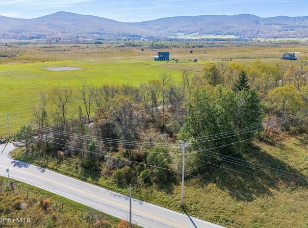 26 Cortland Road, Davis, WV 26260