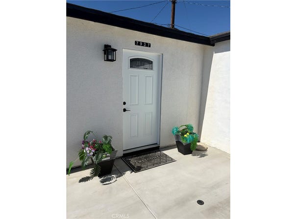 7937 Cleon, Sun Valley, CA 91352