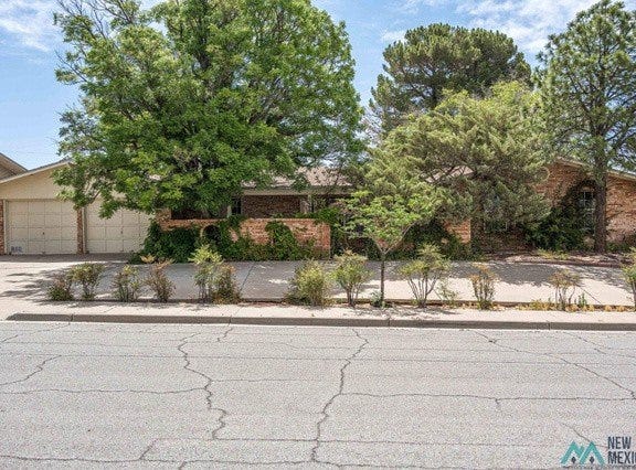 1766 Imperial Ridge Dr, Las Cruces, NM 88011