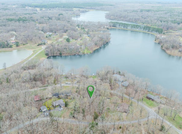Dogwood Circle, Jackson, TN 38305
