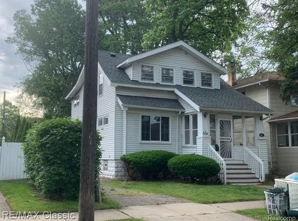 304 BAKER Street, Royal Oak, MI 48067