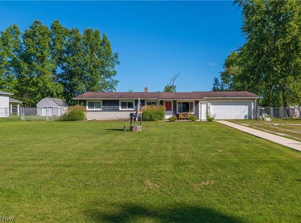 2011 Summers Avenue, Streetsboro, OH 44241