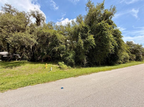 5717 SUN VALLEY Drive, SEBRING, FL 33876