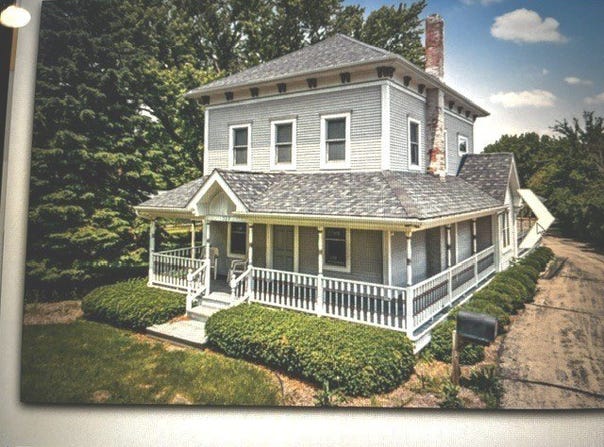 528 E Grant Highway, Marengo, IL 60152