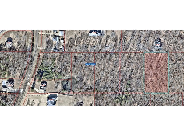 Davis Road, Southaven, MS 38671
