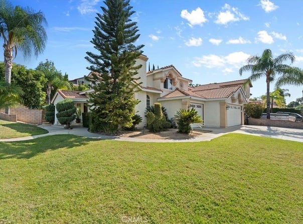 28800 Bristol, Highland, CA 92346