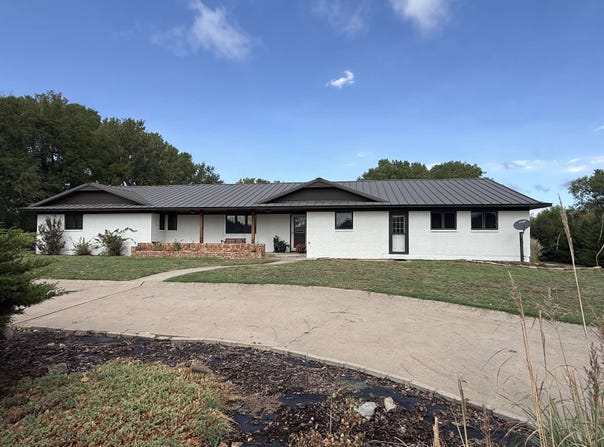 310 E Hanks Trail, Woodward, OK 73801