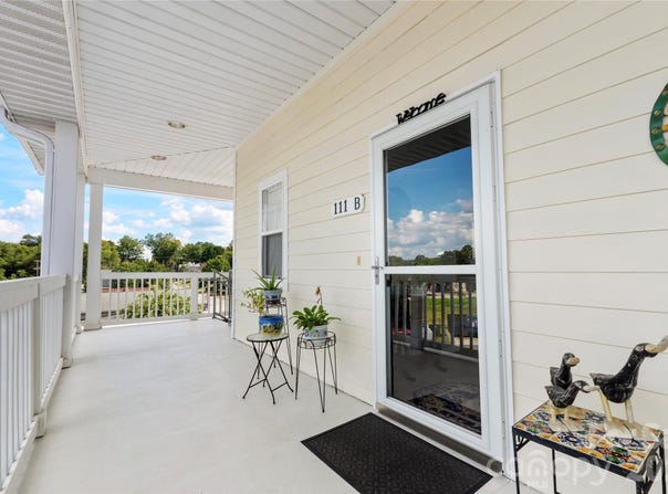 111 White Street, Morganton, NC 28655