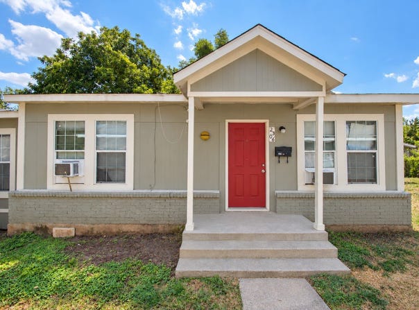 2306 Ross Avenue, Fort Worth, TX 76164