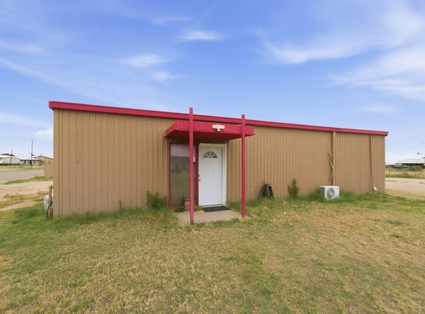 212 S Scharbauer St., Goldsmith, TX 79741