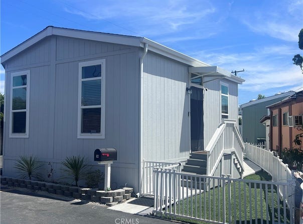 2767 W 1st Street, Santa Ana, CA 92703