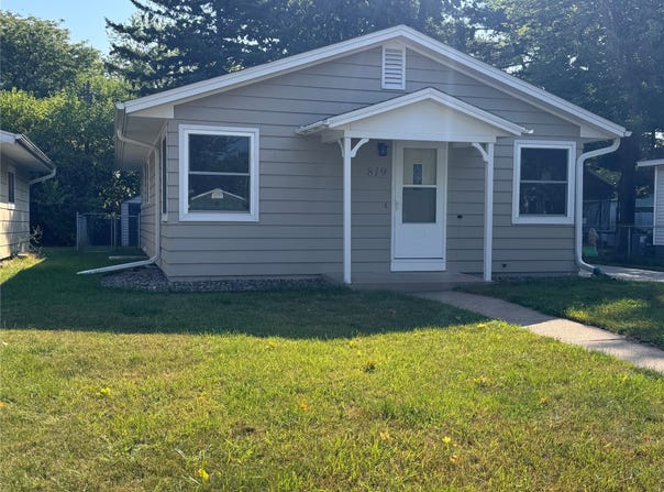 819 Brighton Street, Altoona, WI 54720