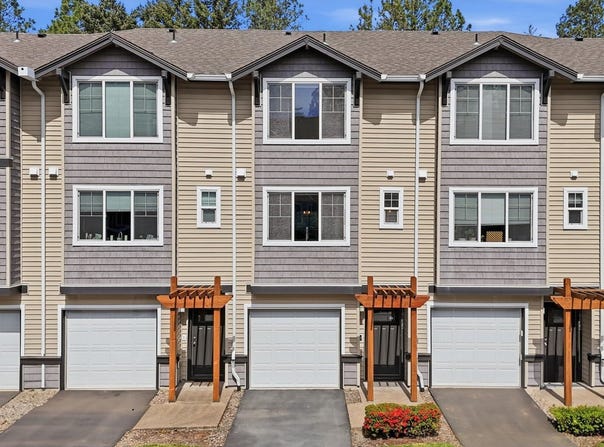 10525 NE CEDAR FALLS Loop, Hillsboro, OR 97006