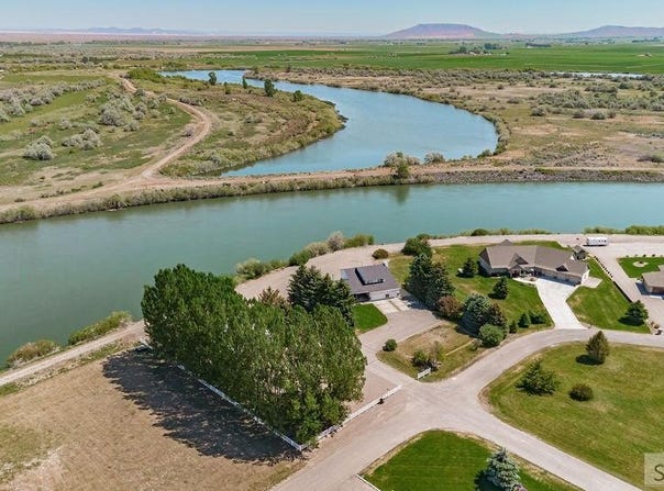 3071 E 670 N, Roberts, ID 83444