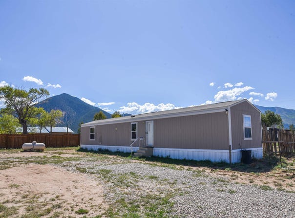 10 Evergreen Rd, Questa, NM 87556