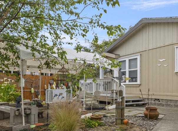 90946 WINDY Ln, CoosBay, OR 97420