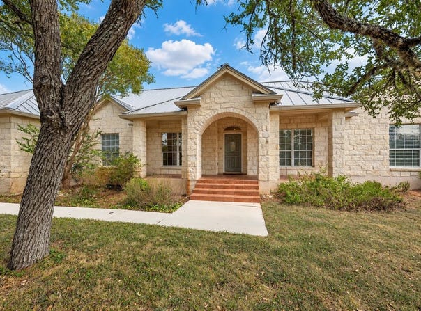 1211 Quail Ridge Dr, Dripping Springs, TX 78620
