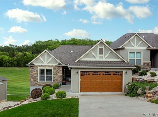 32 Ledgeview Drive, Camdenton, MO 65020