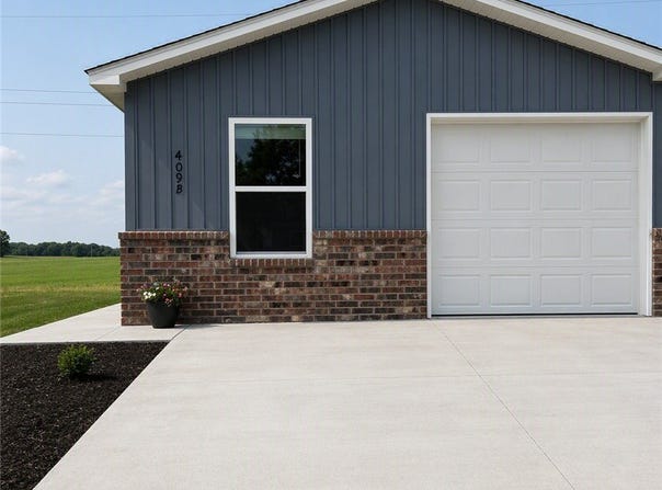 409B W Cloud Drive, Siloam Springs, AR 72761
