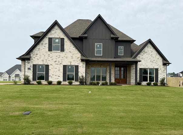 1711 Caribe Drive, Nesbit, MS 38651