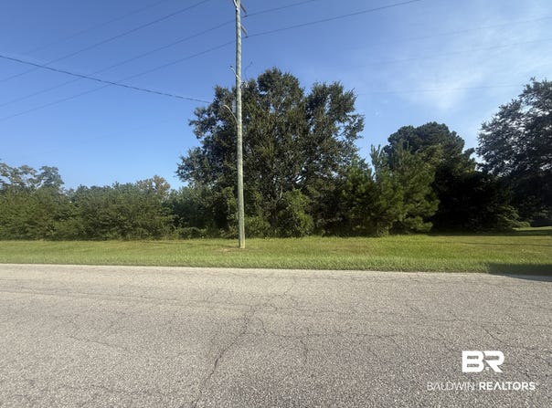 Brady Road, Bay Minette, AL 36507