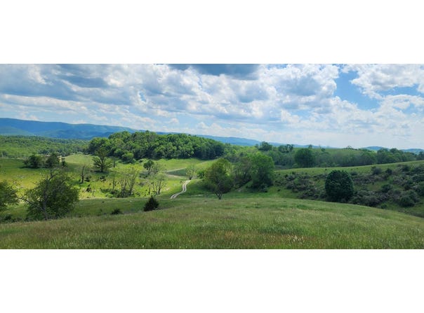 Seneca Trail S, Union, WV 24983