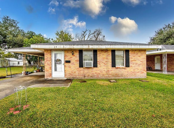 608 Willow St, Thibodaux, LA 70301