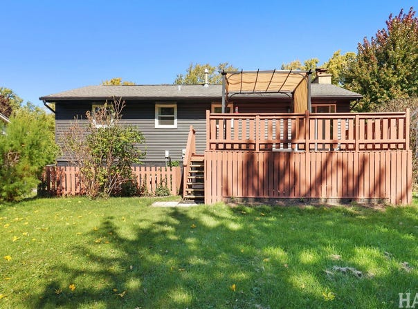 1425 Concord Lane, Schaumburg, IL 60193
