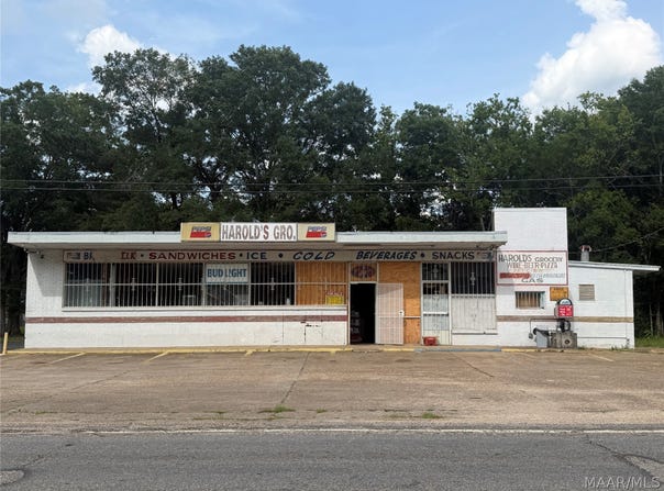 1601 Old Montgomery Road, Selma, AL 36703