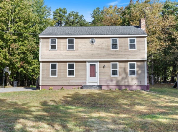 8 Holly Way, Limington, ME 04049
