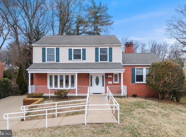711 LAMBERTON Drive, SILVER SPRING, MD 20902