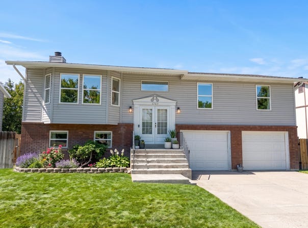 1767 Dorset, Pocatello, ID 83201