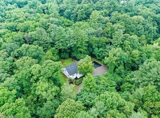 1133 High, Dedham, RI 02926