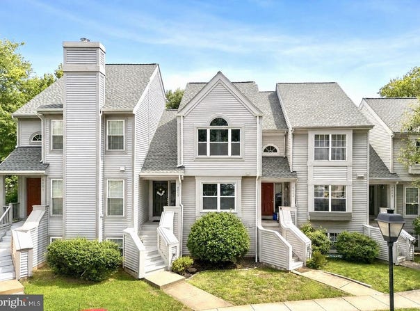 6003 CREEKSTONE Lane, CENTREVILLE, VA 20120