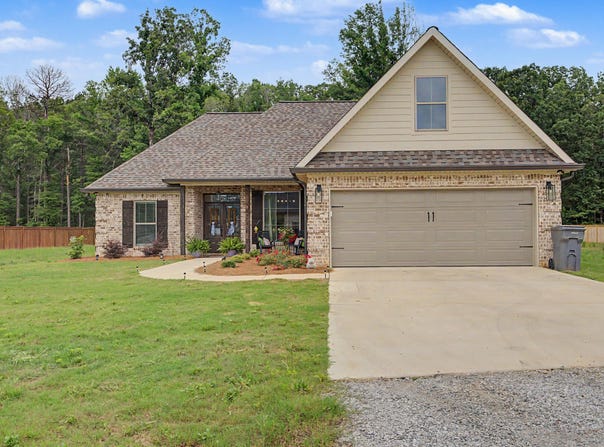 325 Foxfire Cove, Starkville, MS 39759