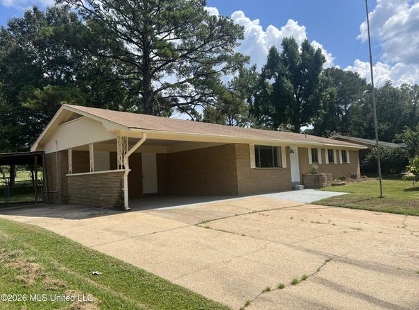 3335 E Lisa Drive, Pearl, MS 39208