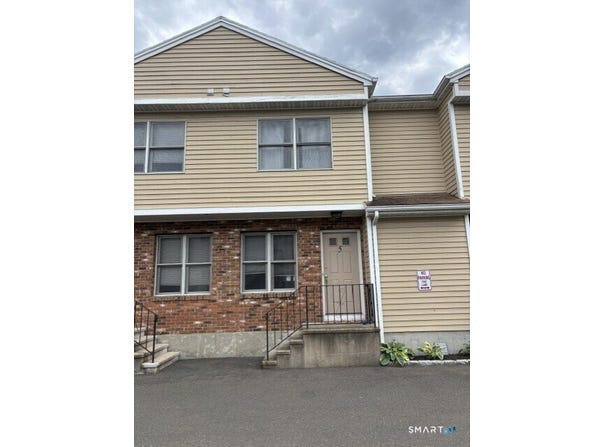 39 Stuart Avenue, Norwalk, CT 06850