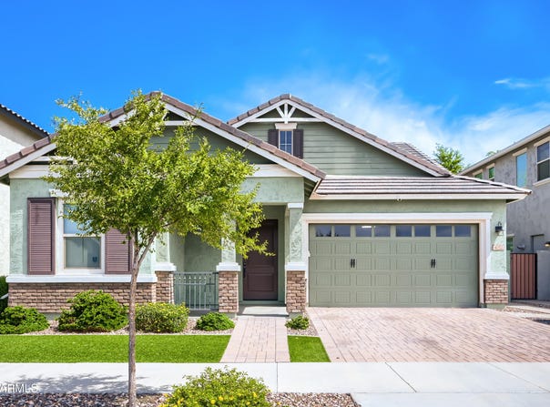 4052 E BETHENA Street, Gilbert, AZ 85295