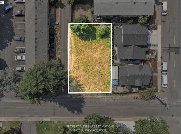 211 S LOCUST St, Canby, OR 97013