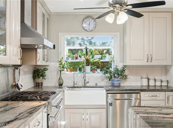 4963 Haskell, Encino, CA 91436