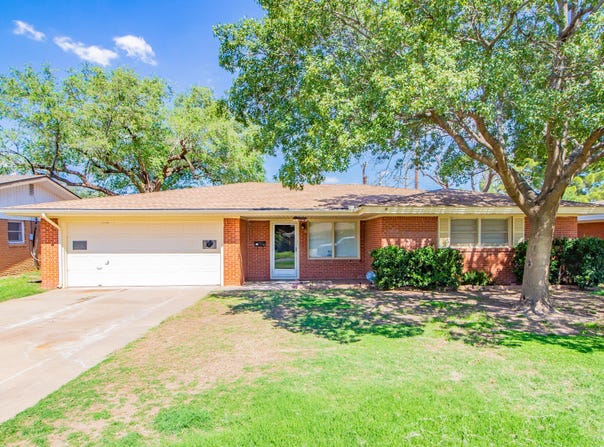 5220 7th Street, Lubbock, TX 79416