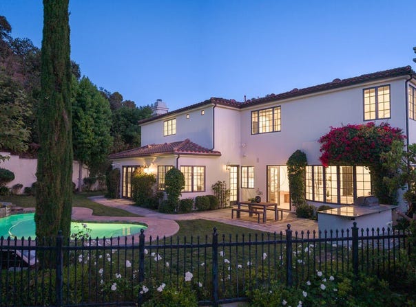 3686 Benedict Canyon Ln, Sherman Oaks, CA 91423
