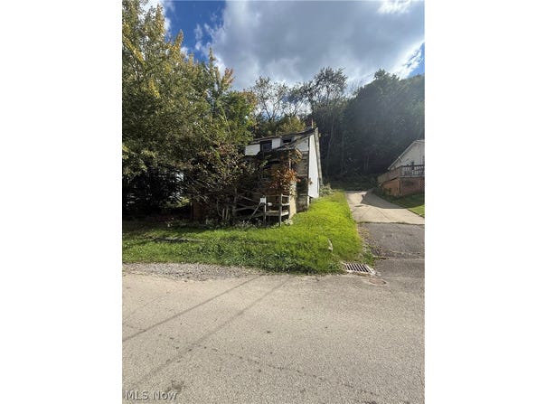 500 High Street, Wellsburg, WV 26070