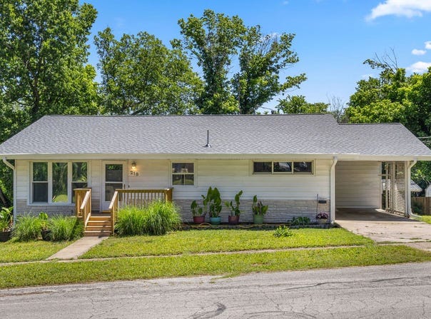218 N 4th Street, Branson, MO 65616