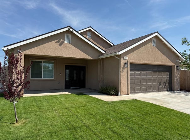 1701 chase, Corcoran, CA 93212