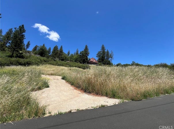 9284 Bleuss Way, Cobb, CA 95426