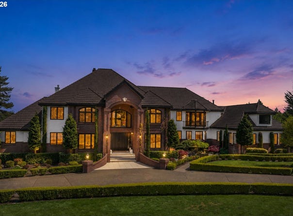 24770 SW VALLEY VIEW Rd, WestLinn, OR 97068
