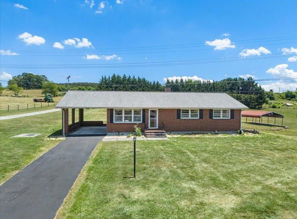 5662 Old Route 11, Dublin, VA 24084