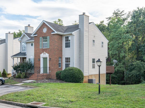 7257 Scarlet Oak Dr, Roanoke, VA 24019