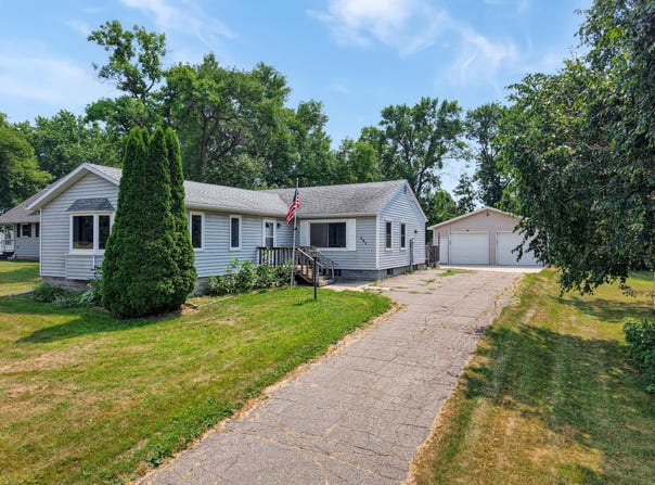 815 1st Street SE, Elbow Lake, MN 56531